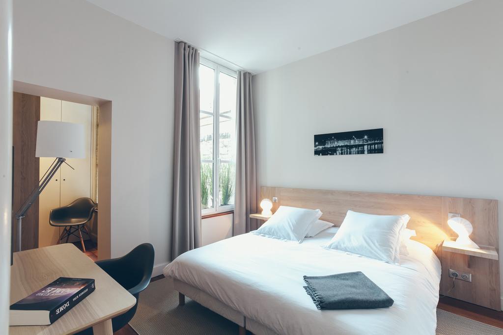 Appartement T4 Cours De L'Intendance Bordeaux Zewnętrze zdjęcie